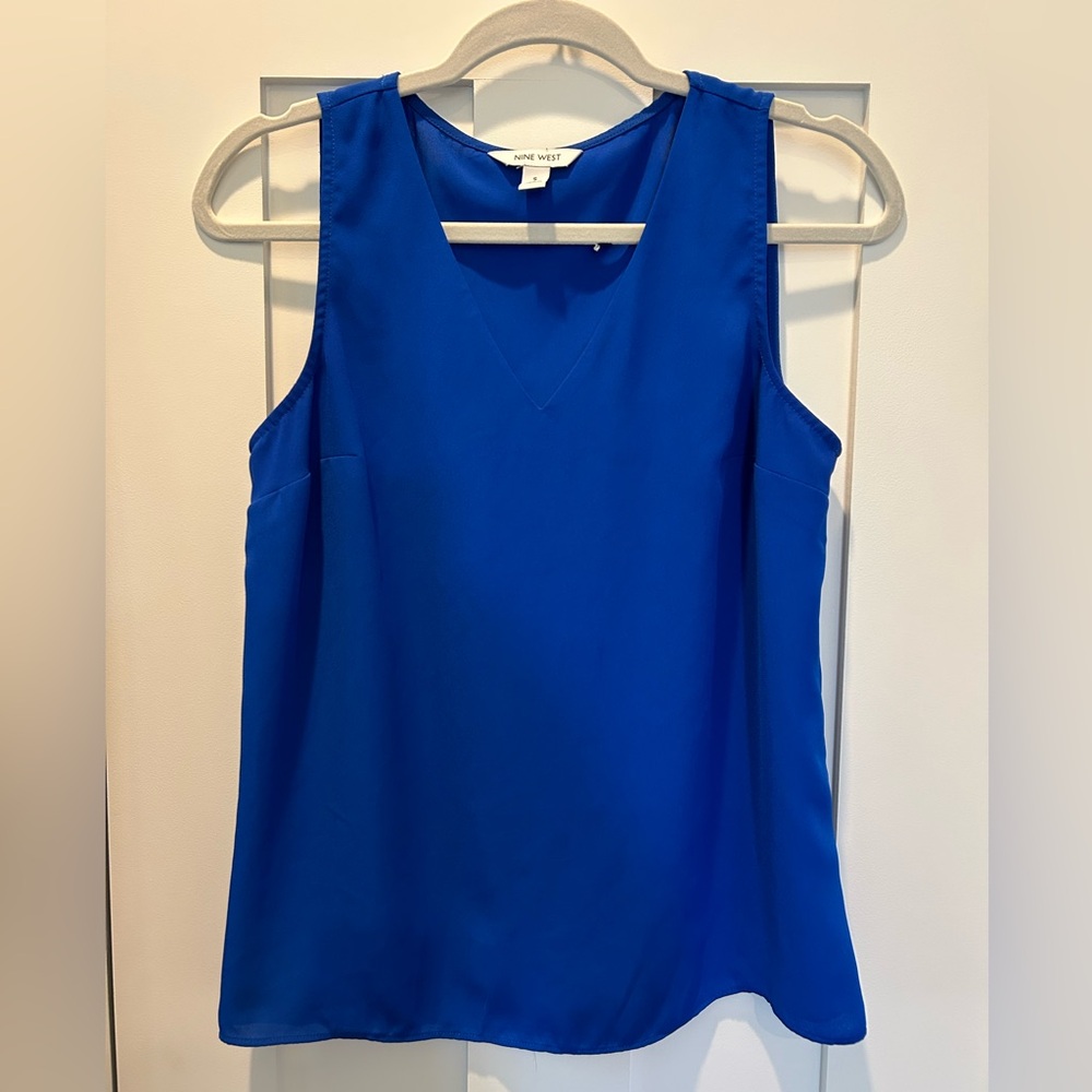 Nine West V-Neck Sleeveless Blouse